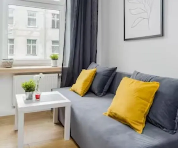 Kawalerka W Srodmiesciu 22 Apartment Łódź